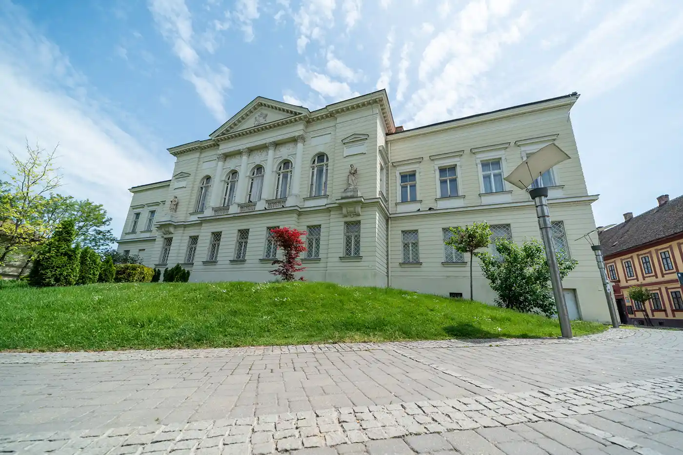 Zgrada Muzeja Srema u Sremskoj Mitrovici
