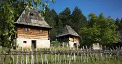 Brvnare muzeja Staro selo Sirogojno