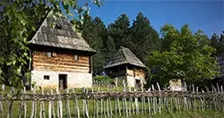 Brvnare Muzeja Staro selo Sirogojno